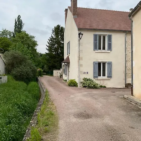 Villa Logis Du Faubourg à Val-de-Mercy Extérieur photo